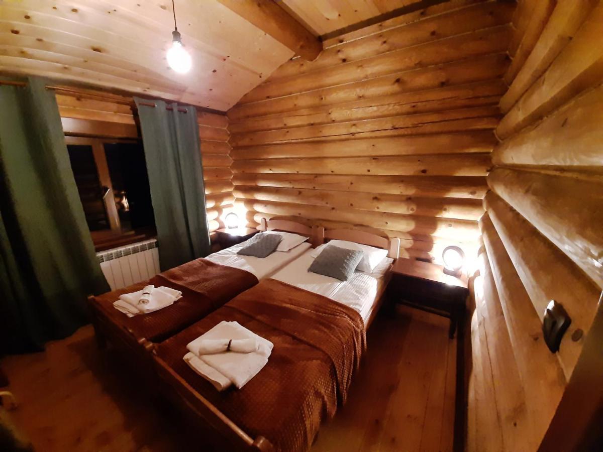 Къщи За Гости Под Звездите Pamporovo Exterior photo